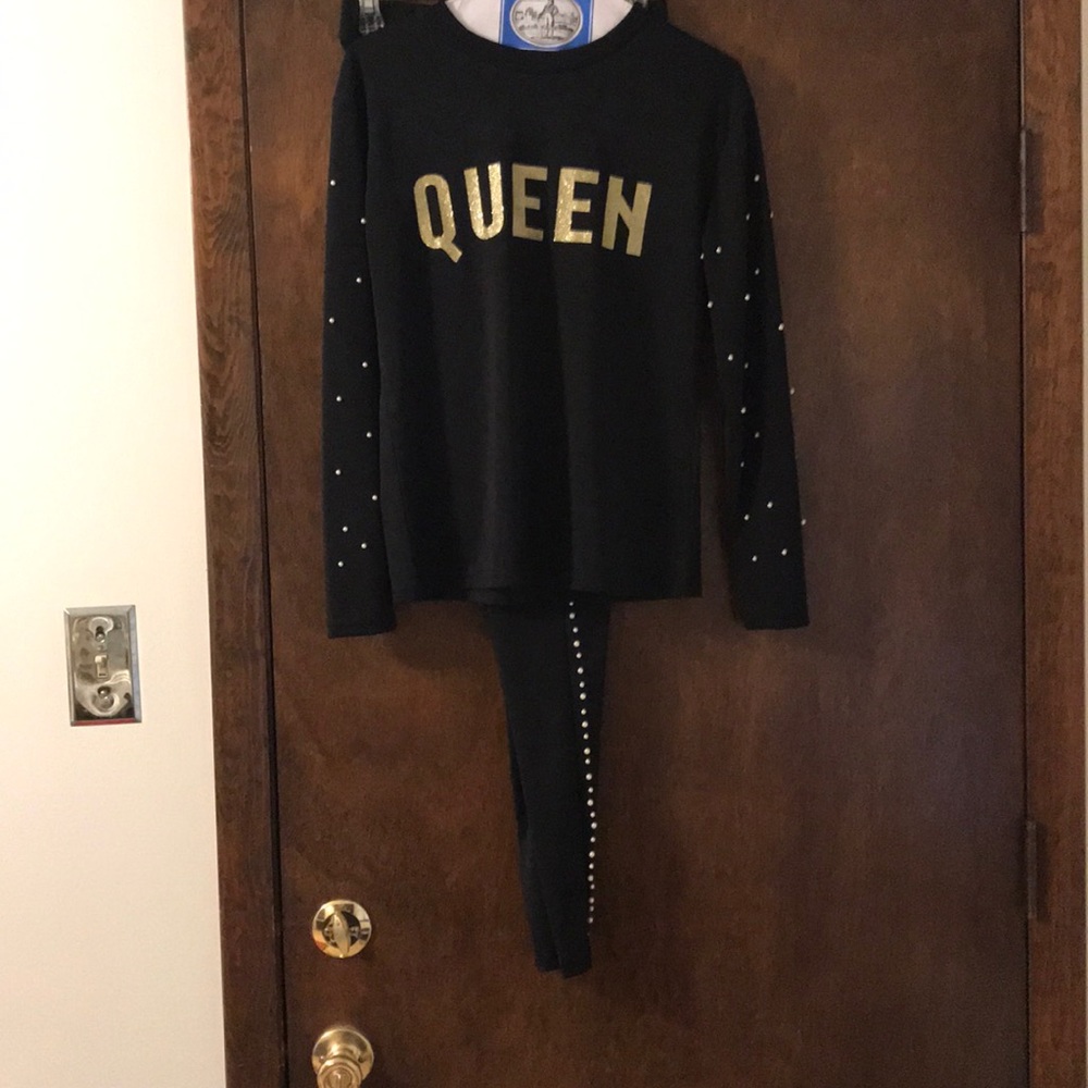 Black 2 piece set
